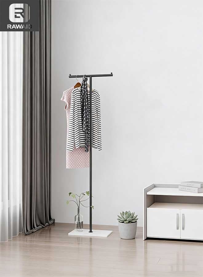 رَوَائِد حامل معاطف قائم بذاته على شكل حرف T، حامل ملابس عصري بقاعدة من لوح حجري، شجرة معاطف معدنية ثقيلة التحمّل مناسبة للبوتيكات والممرات ومداخل المنازل، بارتفاع 66.9 بوصة. - Image 1